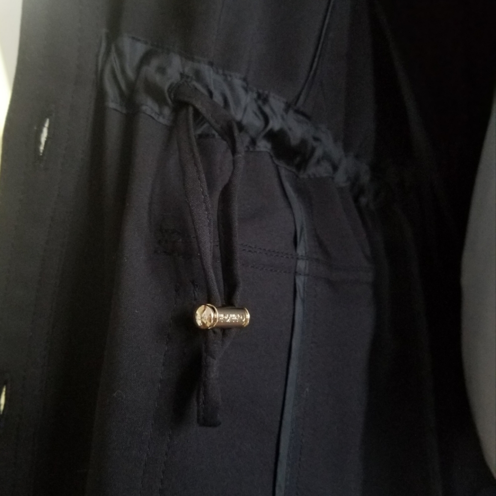 🆕️⬇️Calvin Klein Black Utility Drawstring Vest - Picture 9 of 16